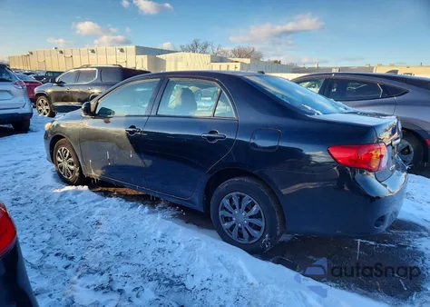 2010 Toyota Corolla Base z USA, uszkodzony, nr VIN 2T1BU4EE8AC513027